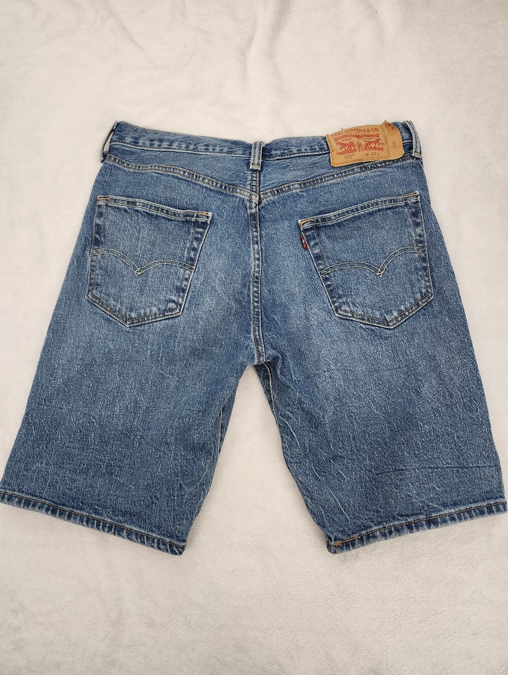 LEVI'S 501 Men's Denim Jean Shorts Button Fly Size 33 Light Washed Blue